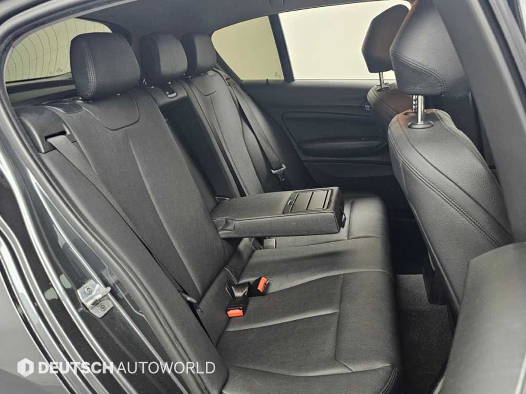BMW 1-Series — photo 12
