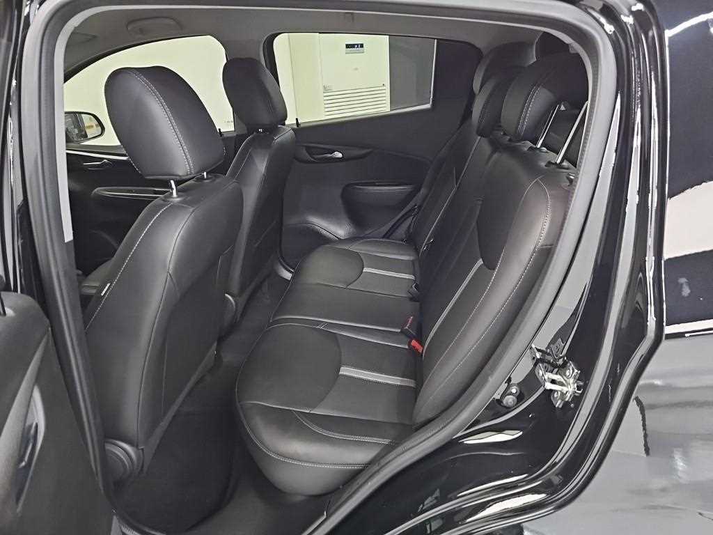 CHEVROLET Spark — photo 11