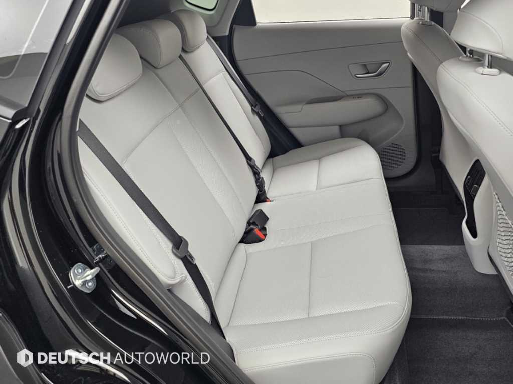 Hyundai Kona — photo 12