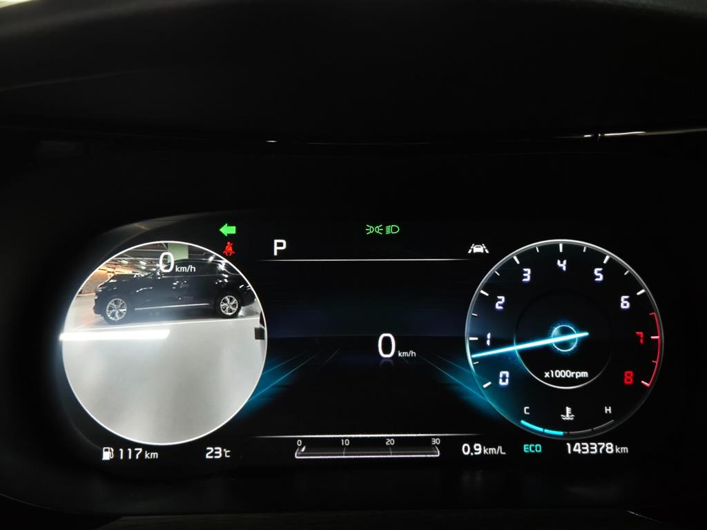 Kia K5 — photo 09