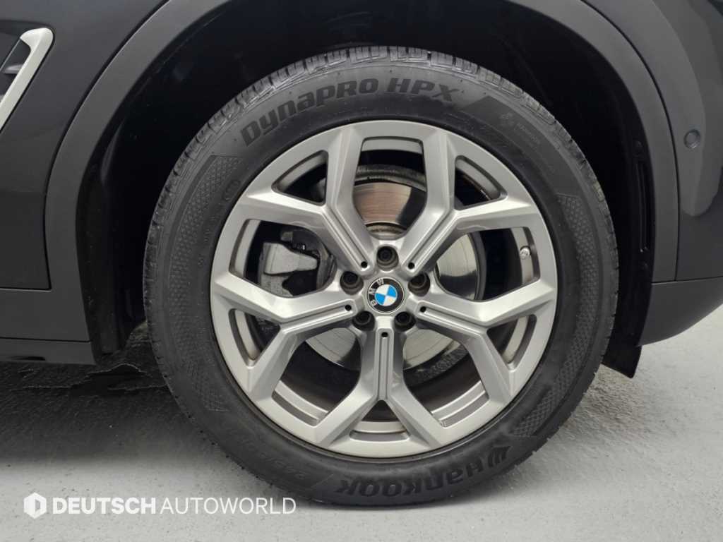 BMW X3 — photo 05