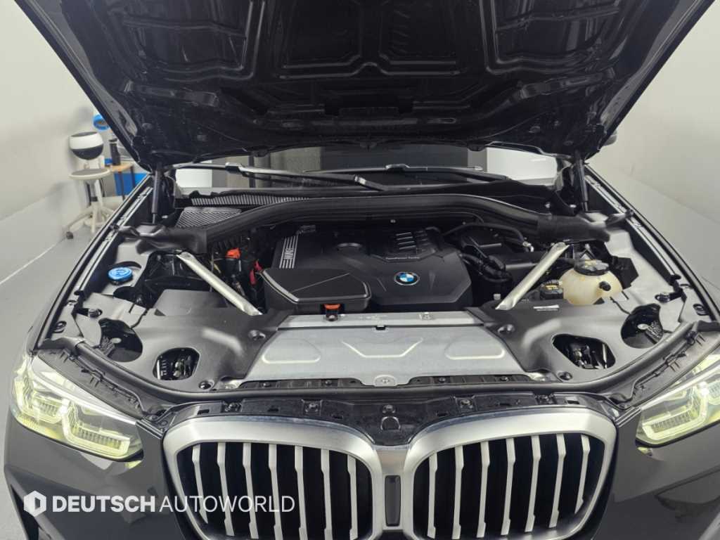 BMW X3 — photo 06