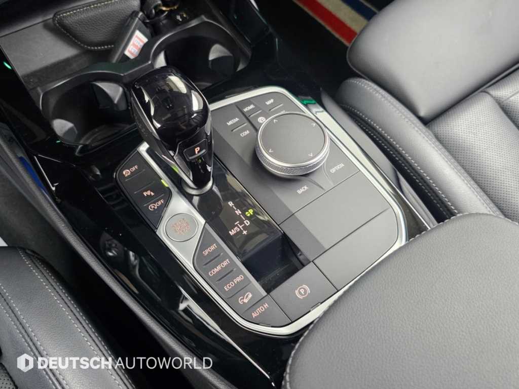 BMW X3 — photo 09