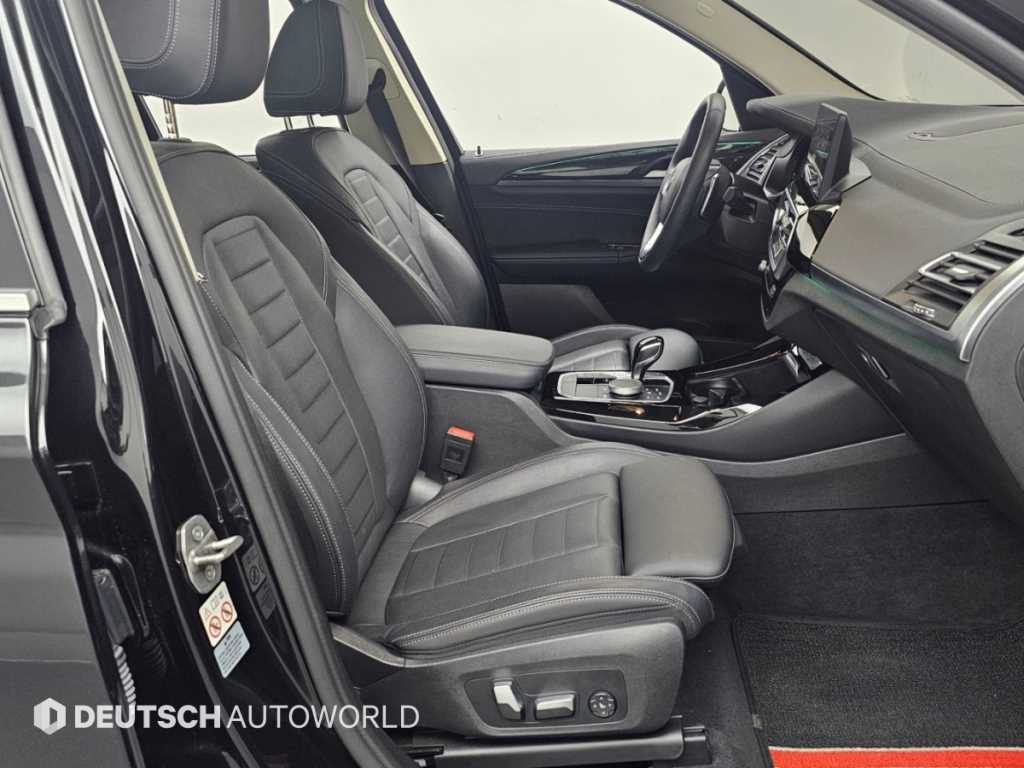 BMW X3 — photo 10