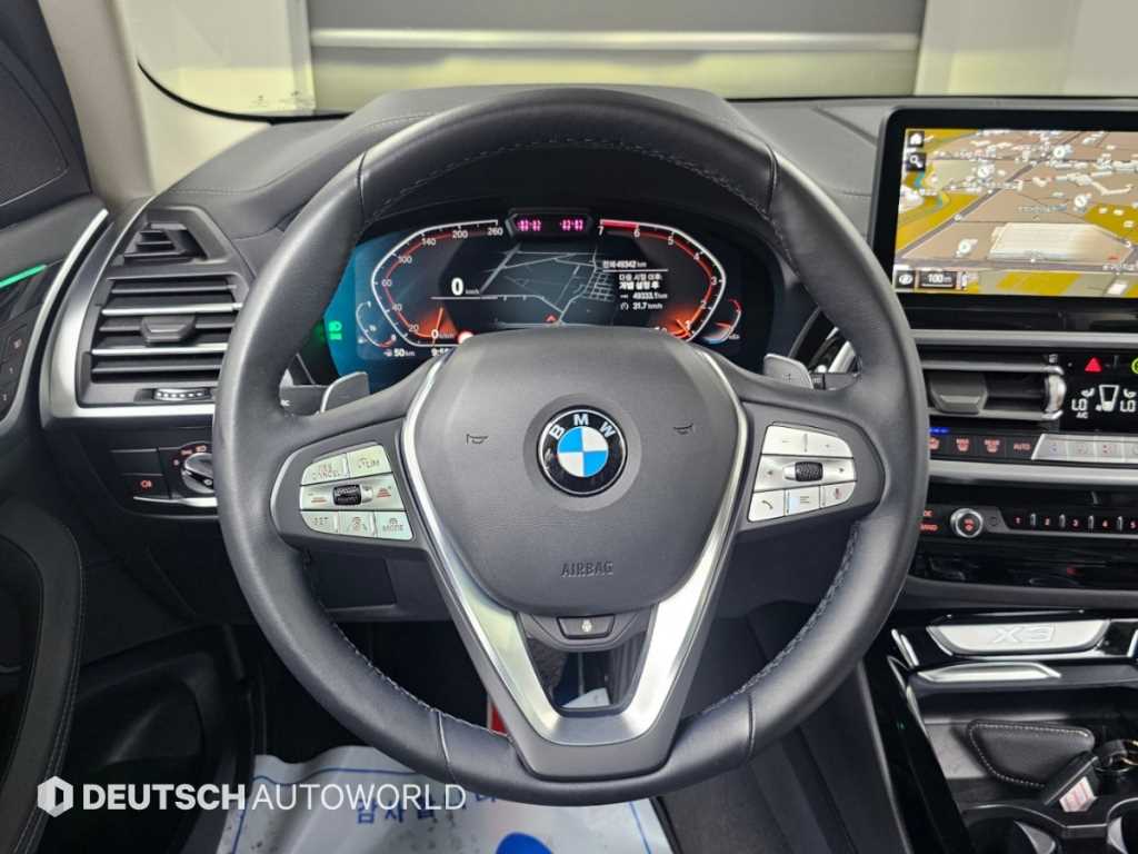 BMW X3 — photo 13