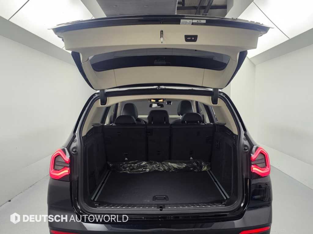 BMW X3 — photo 19