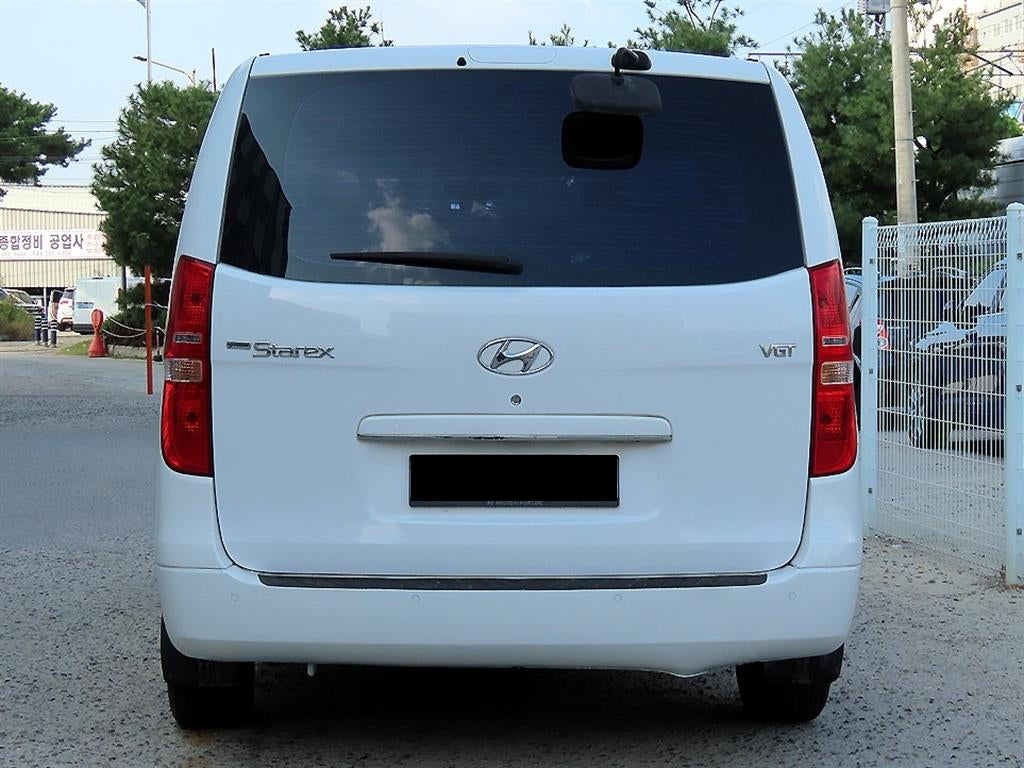 Hyundai Starex — photo 04