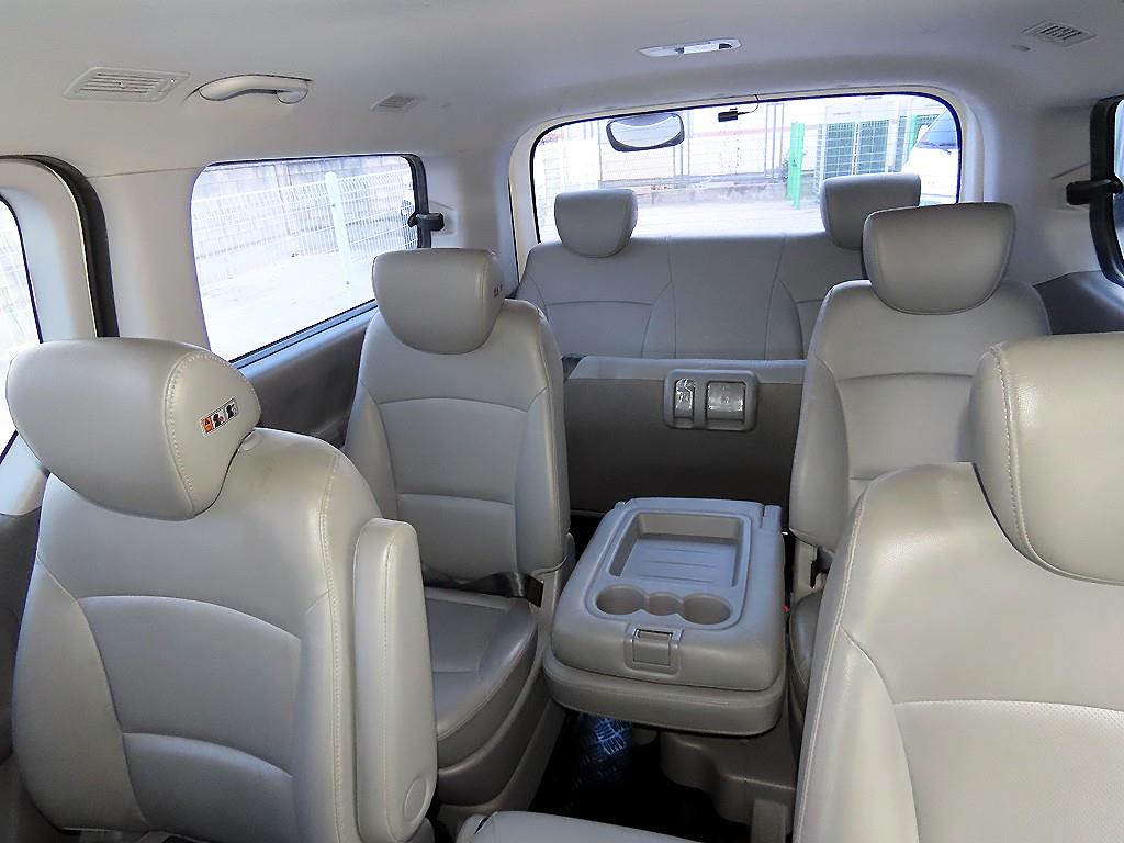 Hyundai Starex — photo 07