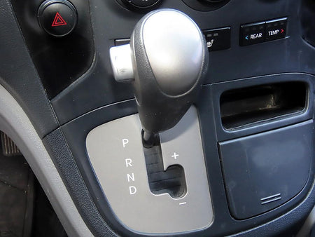 Hyundai Starex — photo 11