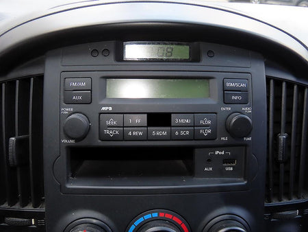 Hyundai Starex — photo 15