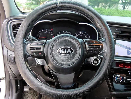 Kia K5 — photo 08