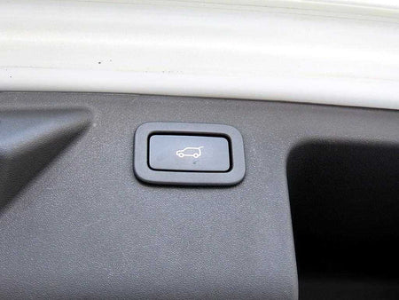 Land Rover Discovery Sport — photo 16