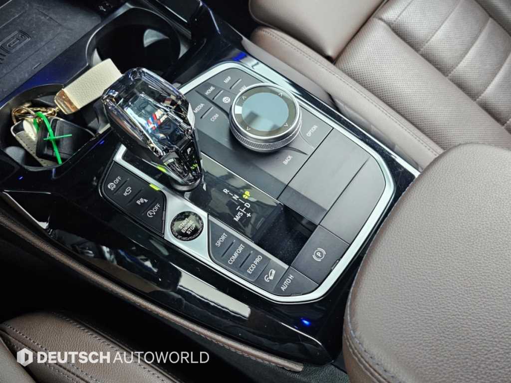 BMW X4 — photo 09