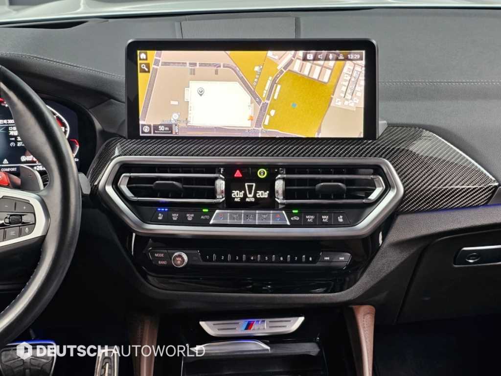 BMW X4 — photo 14