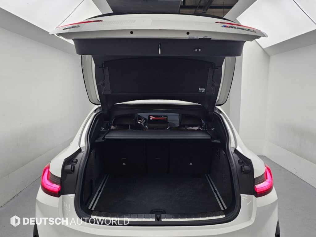 BMW X4 — photo 19