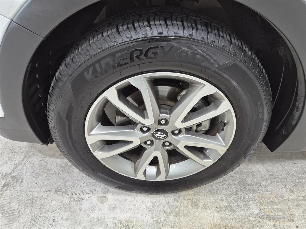 Hyundai Santafe — photo 19