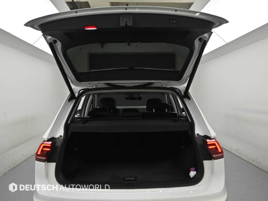 Volkswagen Tiguan — photo 19