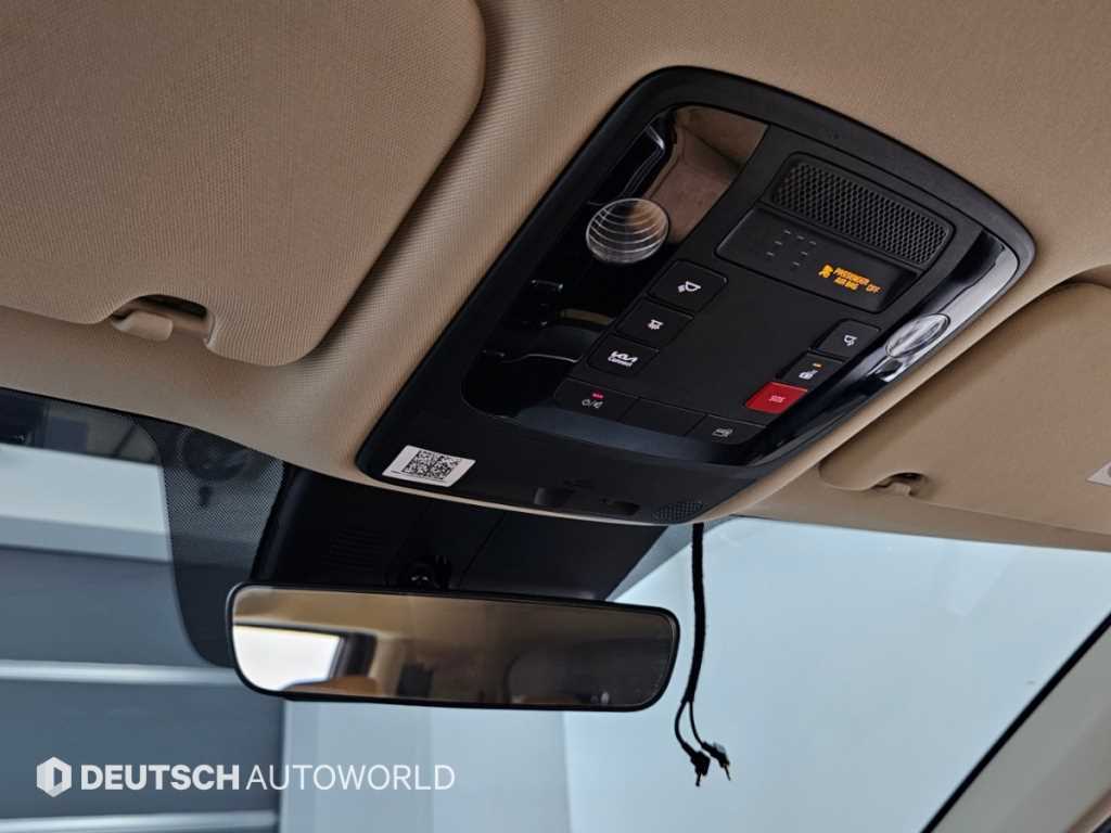 Kia Carnival — photo 18
