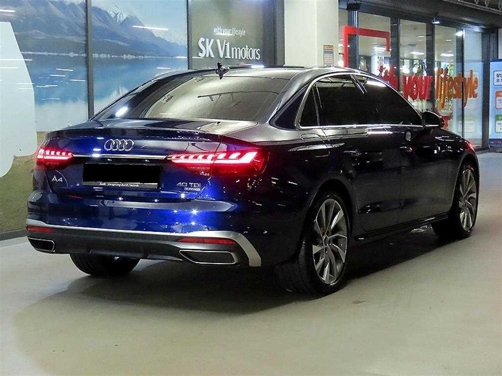Audi A4 — photo 04