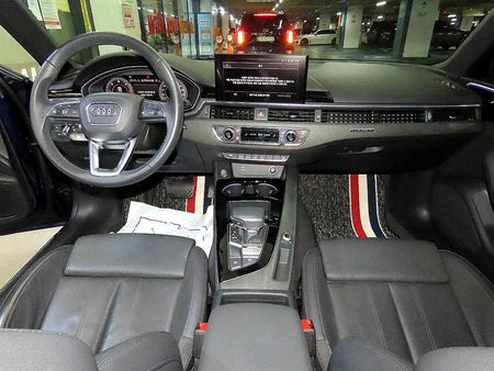 Audi A4 — photo 10
