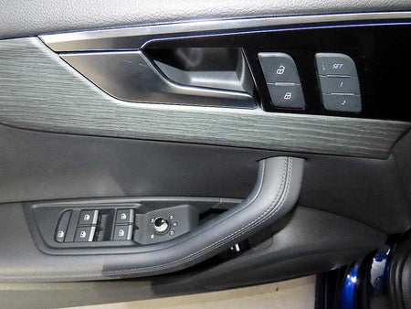 Audi A4 — photo 13