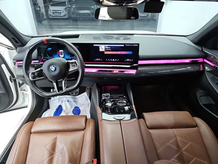 BMW i5 — photo 07