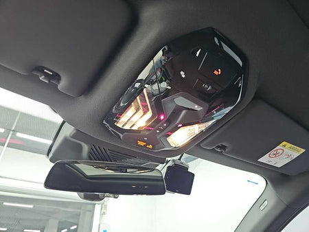 BMW i5 — photo 17