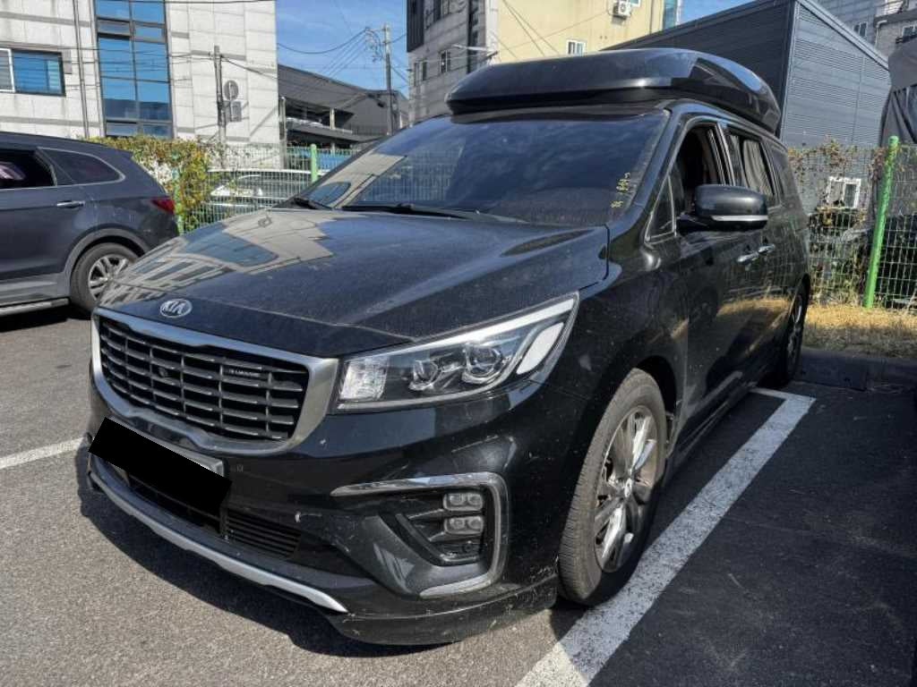 Kia Carnival — photo 03