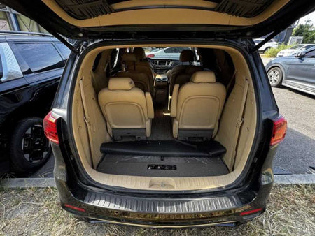 Kia Carnival — photo 05