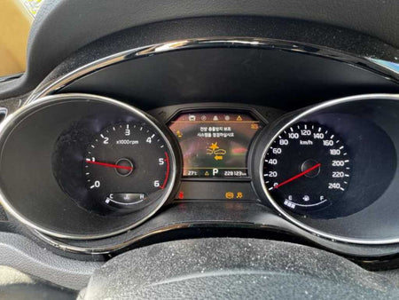 Kia Carnival — photo 07