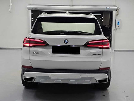 BMW X5 — photo 03