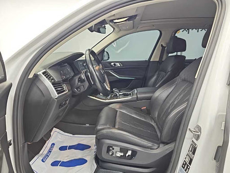 BMW X5 — photo 11
