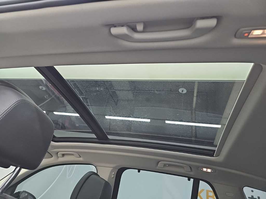 BMW X5 — photo 14