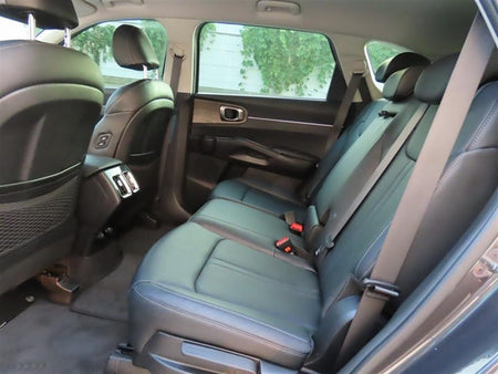 Kia Sorento — photo 08