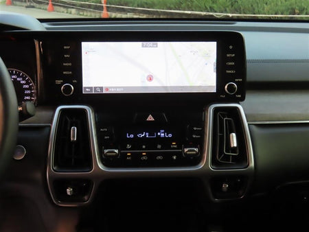 Kia Sorento — photo 11