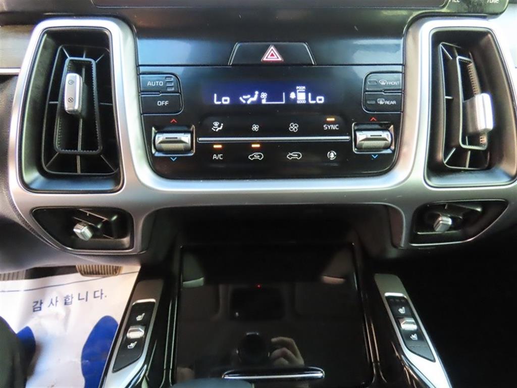 Kia Sorento — photo 15