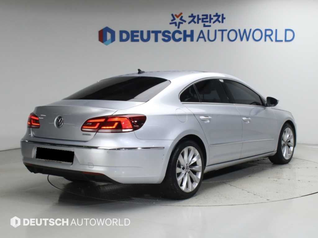 Volkswagen CC — photo 02