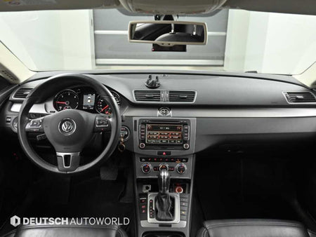 Volkswagen CC — photo 07