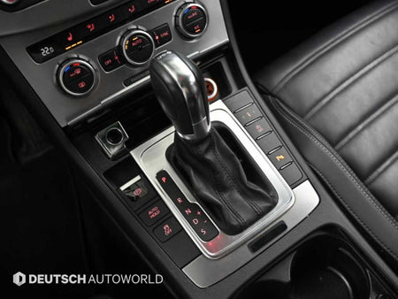 Volkswagen CC — photo 09