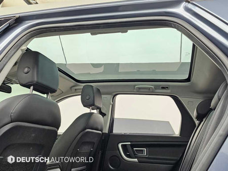 Land Rover Discovery Sport — photo 18