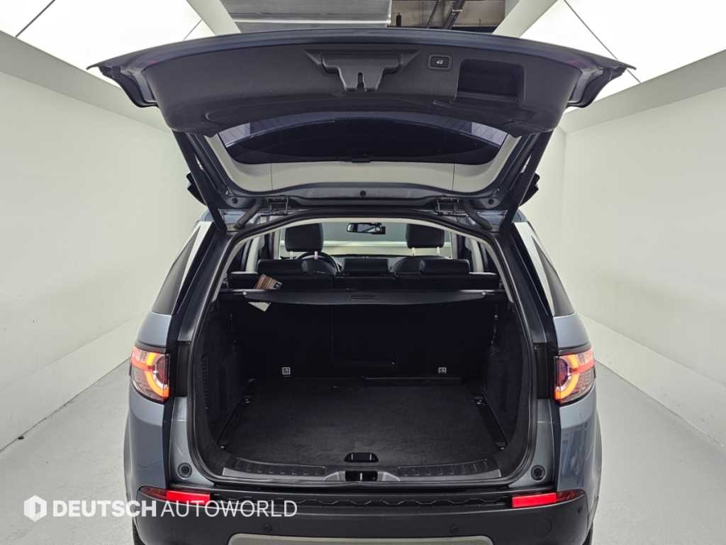 Land Rover Discovery Sport — photo 19