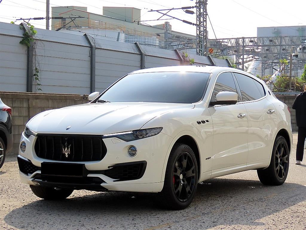 Maserati Levante — photo 02