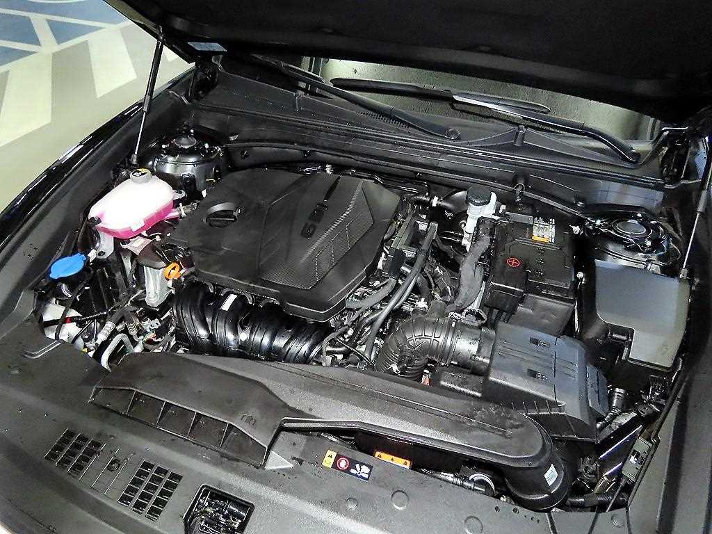 Hyundai Grandeur — photo 19