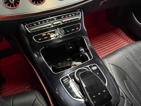 Mercedes-Benz CLS-Class — photo 15