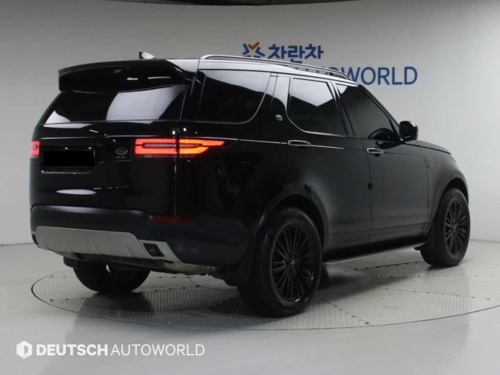 Land Rover Discovery — photo 02