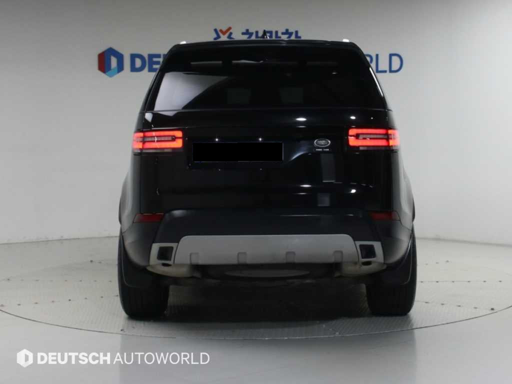 Land Rover Discovery — photo 04