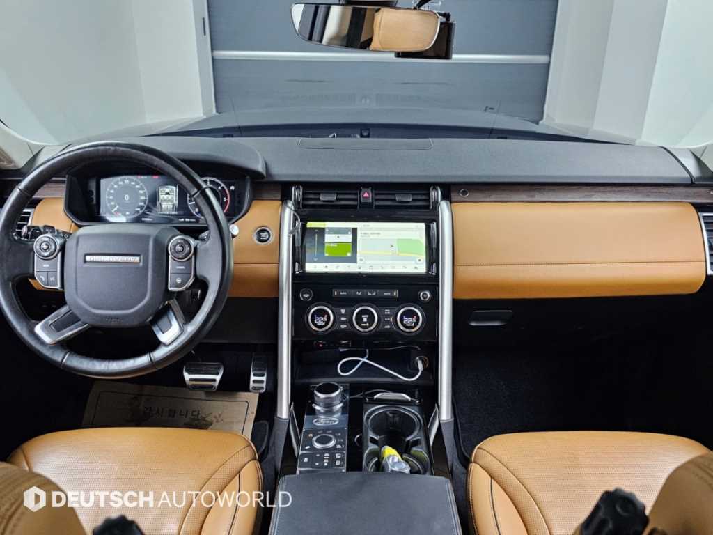 Land Rover Discovery — photo 07