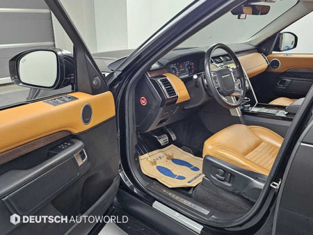 Land Rover Discovery — photo 11