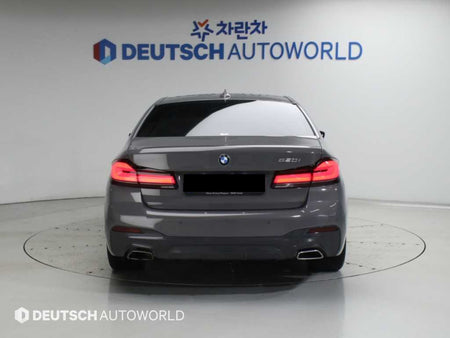 BMW 5-Series — photo 04