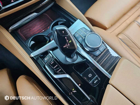 BMW 5-Series — photo 09